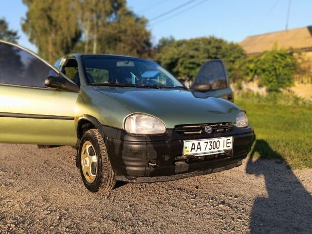 Опель Корса 1994 в Жмеренке на Automoto.ua Зеленый Опель Корса, объемом двигателя 1.2 л и пробегом 300 тыс. км за 1900 $, фото 6 на Automoto.ua