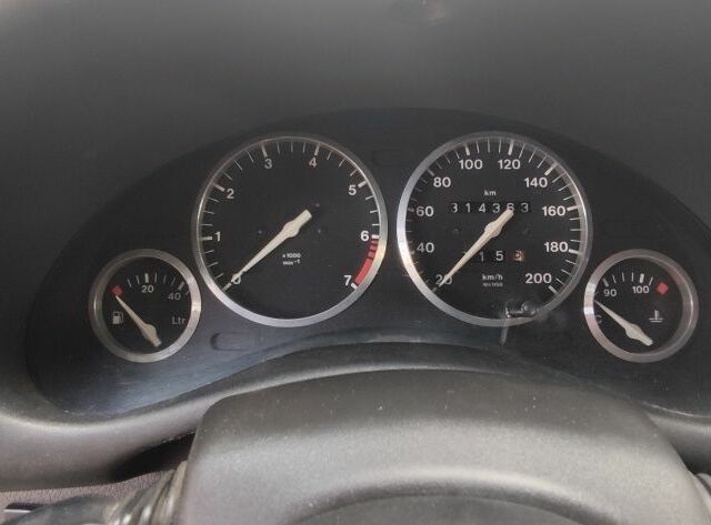 Зеленый Опель Корса, объемом двигателя 1.4 л и пробегом 314 тыс. км за 1300 $, фото 6 на Automoto.ua