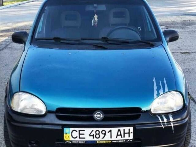 Зеленый Опель Корса, объемом двигателя 1.2 л и пробегом 248 тыс. км за 1400 $, фото 2 на Automoto.ua