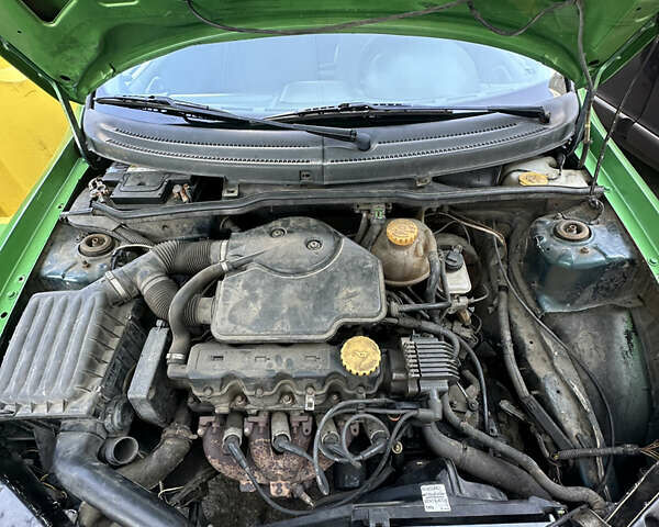 Зеленый Опель Корса, объемом двигателя 1.4 л и пробегом 215 тыс. км за 2000 $, фото 6 на Automoto.ua