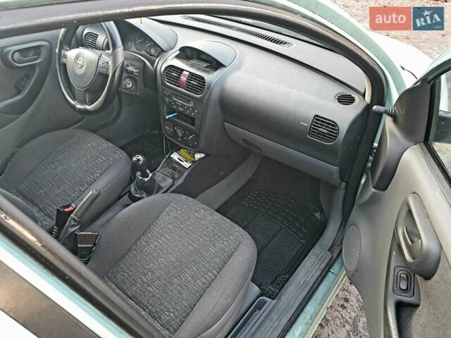 Зелений Опель Корса, об'ємом двигуна 0.97 л та пробігом 208 тис. км за 2500 $, фото 9 на Automoto.ua