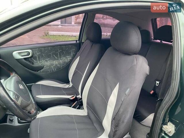 Зелений Опель Корса, об'ємом двигуна 0.97 л та пробігом 392 тис. км за 2200 $, фото 9 на Automoto.ua