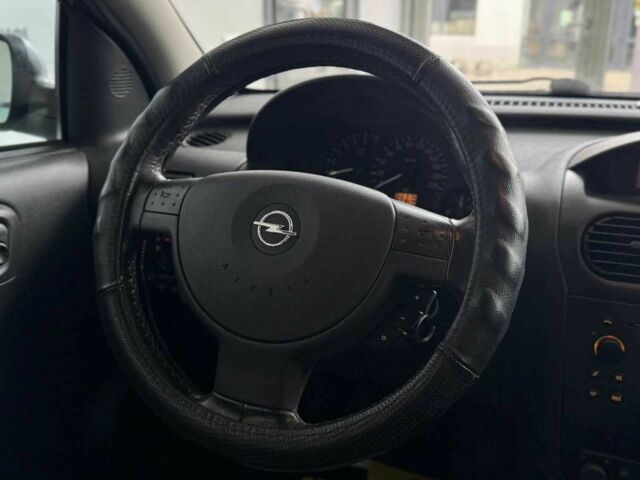 Зелений Опель Корса, об'ємом двигуна 1.2 л та пробігом 100 тис. км за 4800 $, фото 10 на Automoto.ua