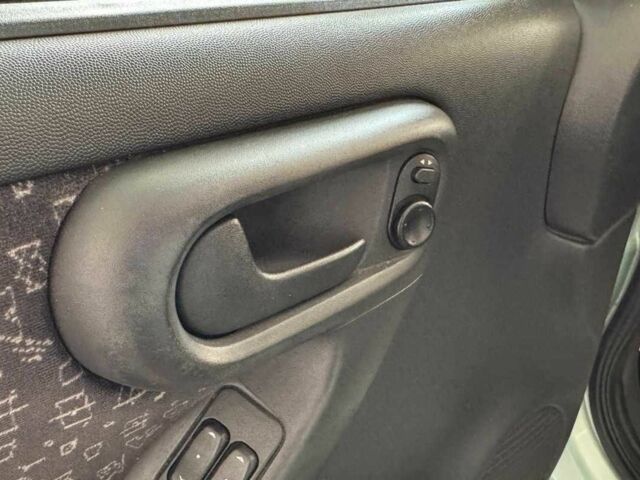 Зелений Опель Корса, об'ємом двигуна 1.2 л та пробігом 100 тис. км за 4800 $, фото 17 на Automoto.ua