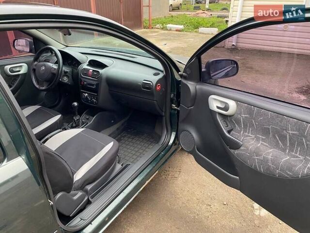 Зелений Опель Корса, об'ємом двигуна 0.97 л та пробігом 392 тис. км за 2200 $, фото 2 на Automoto.ua