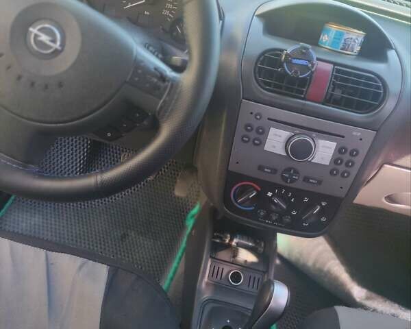 Опель Корса 2003 в Дубно на Automoto.ua Зеленый Опель Корса, объемом двигателя 1.2 л и пробегом 232 тыс. км за 3400 $, фото 1 на Automoto.ua