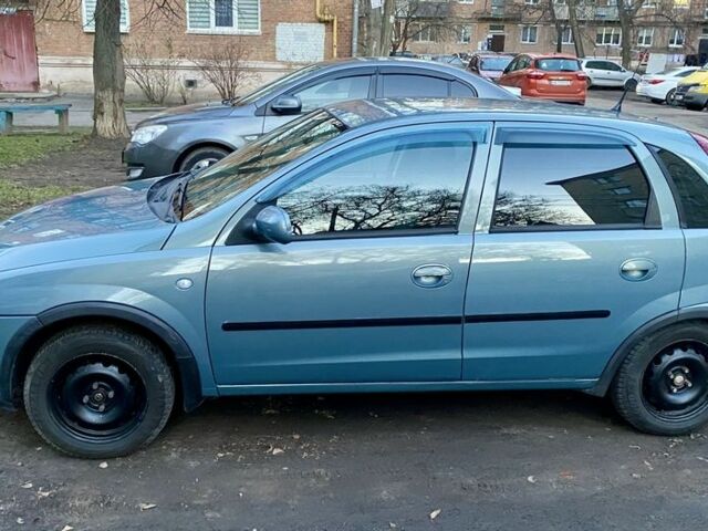 Зеленый Опель Корса, объемом двигателя 1.2 л и пробегом 190 тыс. км за 1500 $, фото 5 на Automoto.ua