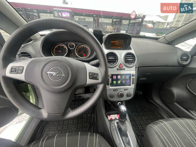 Зеленый Опель Корса, объемом двигателя 1.4 л и пробегом 214 тыс. км за 5500 $, фото 3 на Automoto.ua