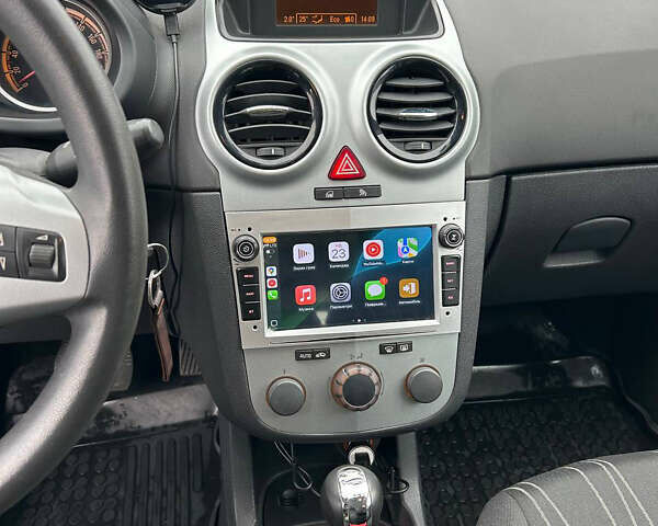 Зеленый Опель Корса, объемом двигателя 1.4 л и пробегом 214 тыс. км за 5500 $, фото 12 на Automoto.ua