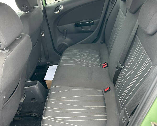 Зеленый Опель Корса, объемом двигателя 1.4 л и пробегом 214 тыс. км за 5500 $, фото 15 на Automoto.ua