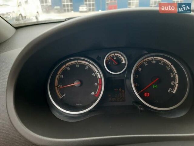 Зеленый Опель Корса, объемом двигателя 1.4 л и пробегом 235 тыс. км за 4500 $, фото 11 на Automoto.ua