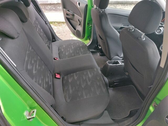 Опель Корса 2012 в Днепре (Днепропетровске) на Automoto.ua Зеленый Опель Корса, объемом двигателя 1.2 л и пробегом 107 тыс. км за 6400 $, фото 5 на Automoto.ua