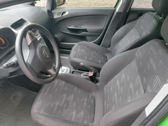 Опель Корса 2012 в Днепре (Днепропетровске) на Automoto.ua Зеленый Опель Корса, объемом двигателя 1.2 л и пробегом 107 тыс. км за 6400 $, фото 3 на Automoto.ua