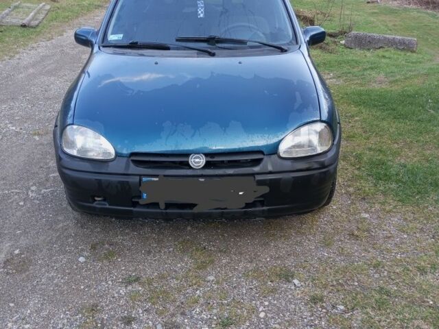 Зеленый Опель Корса, объемом двигателя 1.4 л и пробегом 276 тыс. км за 2900 $, фото 2 на Automoto.ua