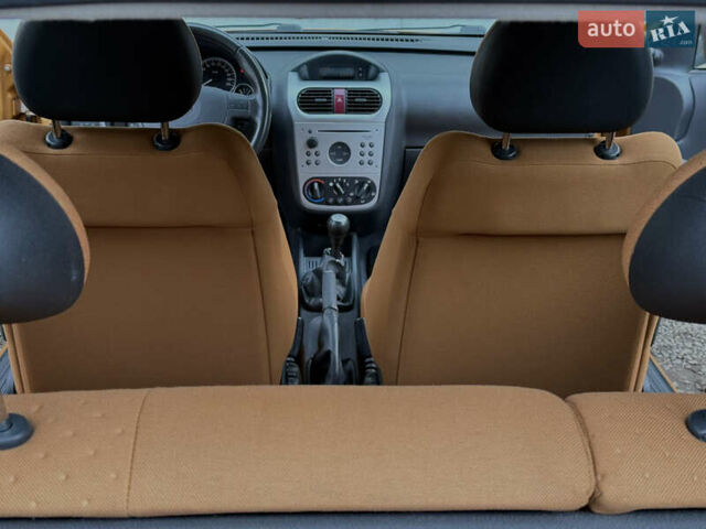 Оранжевый Опель Корса, объемом двигателя 1 л и пробегом 112 тыс. км за 3449 $, фото 37 на Automoto.ua