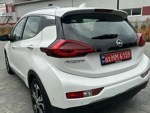 Білий Опель Інша, об'ємом двигуна 10 л та пробігом 117 тис. км за 13600 $, фото 2 на Automoto.ua