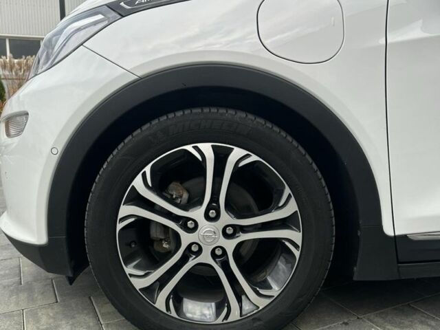 Білий Опель Інша, об'ємом двигуна 10 л та пробігом 117 тис. км за 13600 $, фото 3 на Automoto.ua