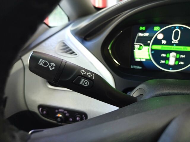 Белый Опель Другая, объемом двигателя 0 л и пробегом 51 тыс. км за 16500 $, фото 13 на Automoto.ua