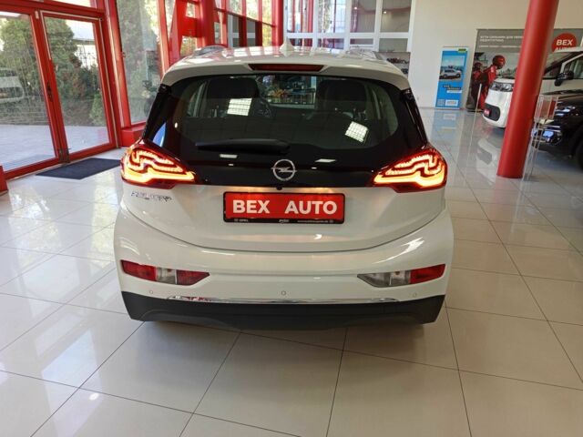 Белый Опель Другая, объемом двигателя 0 л и пробегом 51 тыс. км за 16500 $, фото 3 на Automoto.ua