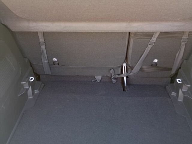 Білий Опель Інша, об'ємом двигуна 1.2 л та пробігом 5 тис. км за 16500 $, фото 7 на Automoto.ua