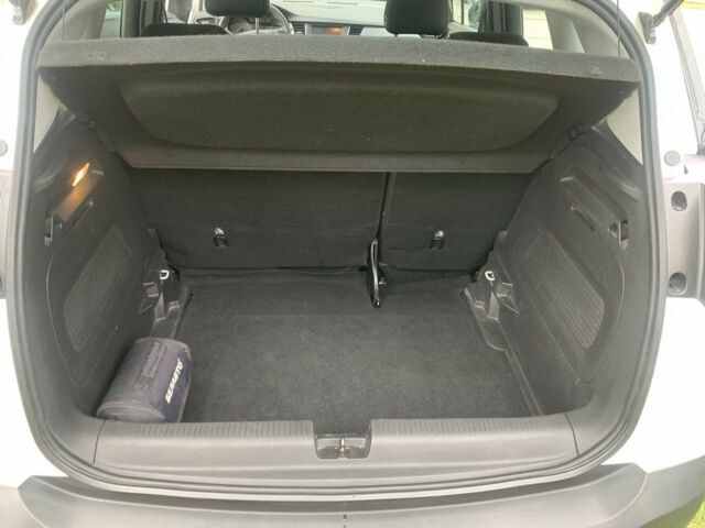 Белый Опель Другая, объемом двигателя 1.2 л и пробегом 83 тыс. км за 12900 $, фото 7 на Automoto.ua