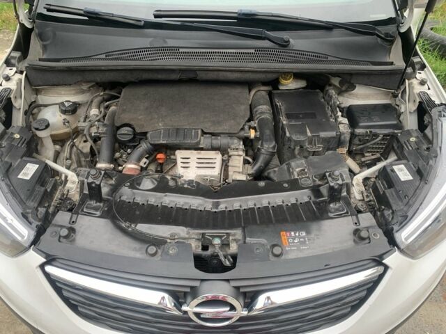 Белый Опель Другая, объемом двигателя 1.2 л и пробегом 83 тыс. км за 12900 $, фото 6 на Automoto.ua