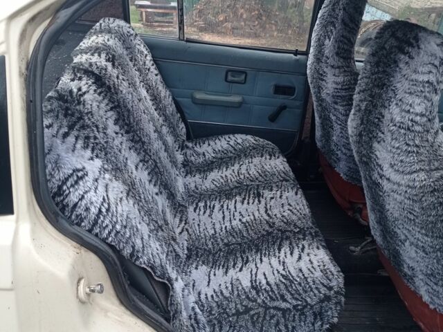 Бежевий Опель Інша, об'ємом двигуна 1.7 л та пробігом 240 тис. км за 650 $, фото 5 на Automoto.ua