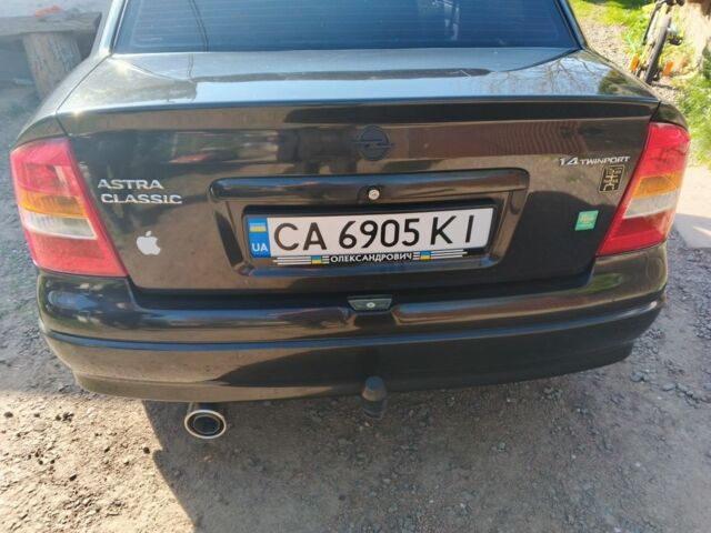 Черный Опель Другая, объемом двигателя 1.4 л и пробегом 211 тыс. км за 3700 $, фото 1 на Automoto.ua