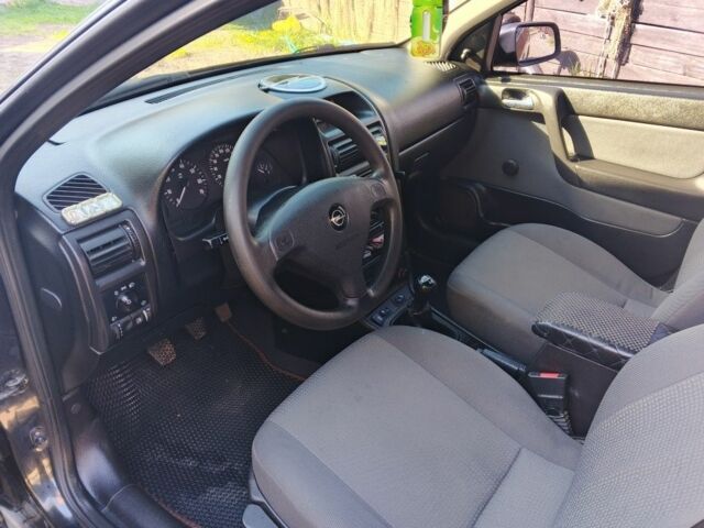 Черный Опель Другая, объемом двигателя 1.4 л и пробегом 211 тыс. км за 3700 $, фото 4 на Automoto.ua