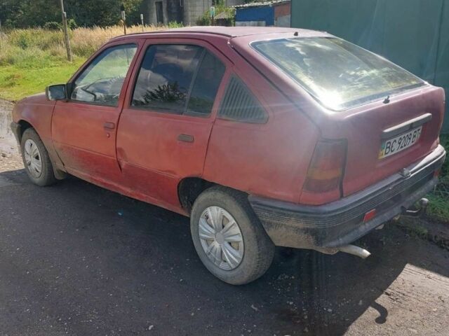 Червоний Опель Інша, об'ємом двигуна 1.3 л та пробігом 300 тис. км за 350 $, фото 3 на Automoto.ua