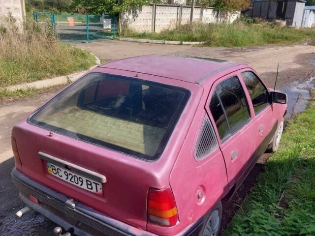 Червоний Опель Інша, об'ємом двигуна 1.3 л та пробігом 300 тис. км за 350 $, фото 2 на Automoto.ua