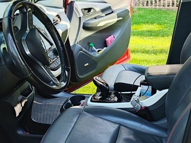 Красный Опель Другая, объемом двигателя 0 л и пробегом 170 тыс. км за 15000 $, фото 6 на Automoto.ua