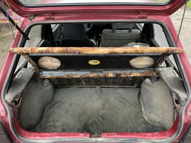 Красный Опель Другая, объемом двигателя 1 л и пробегом 2 тыс. км за 500 $, фото 5 на Automoto.ua