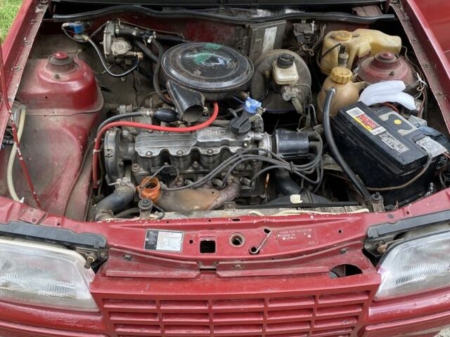 Червоний Опель Інша, об'ємом двигуна 1.6 л та пробігом 115 тис. км за 1300 $, фото 6 на Automoto.ua