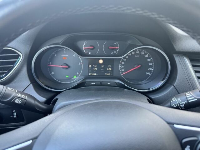 Красный Опель Другая, объемом двигателя 1.6 л и пробегом 271 тыс. км за 15499 $, фото 3 на Automoto.ua