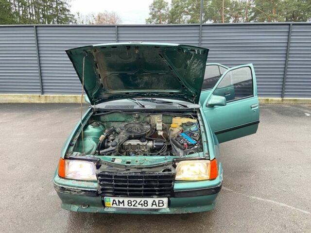 Опель Другая, объемом двигателя 1.3 л и пробегом 100 тыс. км за 560 $, фото 5 на Automoto.ua