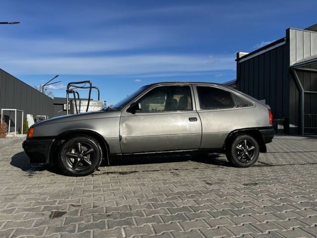 Серый Опель Другая, объемом двигателя 1.3 л и пробегом 300 тыс. км за 900 $, фото 6 на Automoto.ua