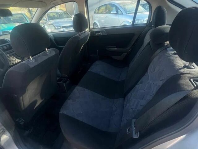 Серый Опель Другая, объемом двигателя 1.6 л и пробегом 260 тыс. км за 640 $, фото 4 на Automoto.ua