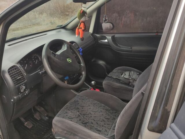 Серый Опель Другая, объемом двигателя 0 л и пробегом 350 тыс. км за 1776 $, фото 4 на Automoto.ua