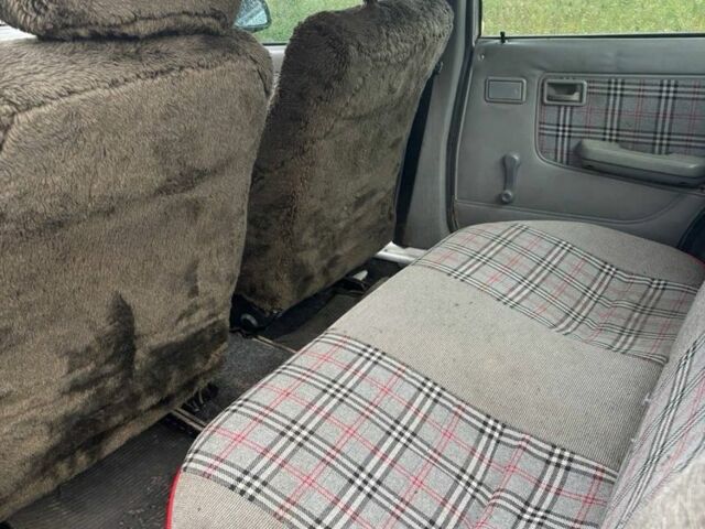 Сірий Опель Інша, об'ємом двигуна 1.3 л та пробігом 200 тис. км за 699 $, фото 5 на Automoto.ua