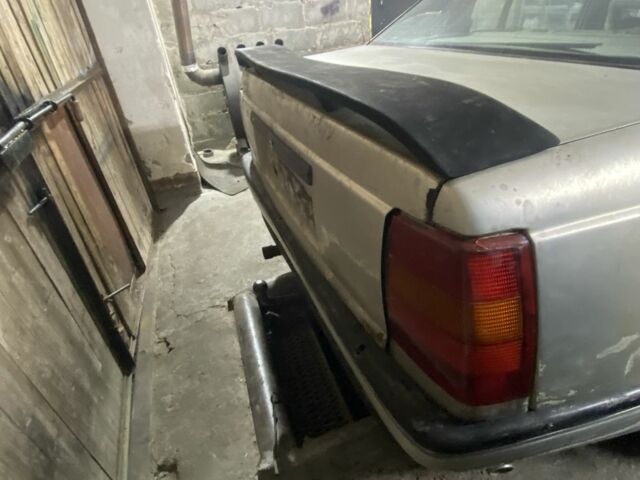 Серый Опель Другая, объемом двигателя 1.8 л и пробегом 20 тыс. км за 350 $, фото 3 на Automoto.ua