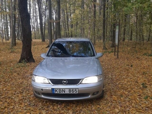 Серый Опель Другая, объемом двигателя 2 л и пробегом 330 тыс. км за 1550 $, фото 1 на Automoto.ua