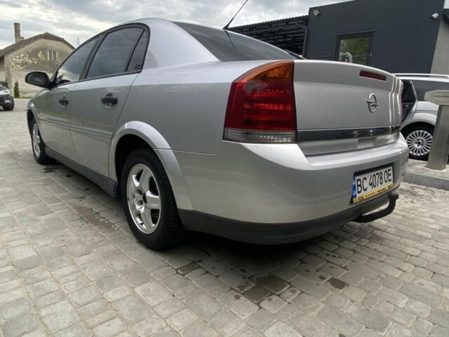 Сірий Опель Інша, об'ємом двигуна 2 л та пробігом 245 тис. км за 4500 $, фото 1 на Automoto.ua