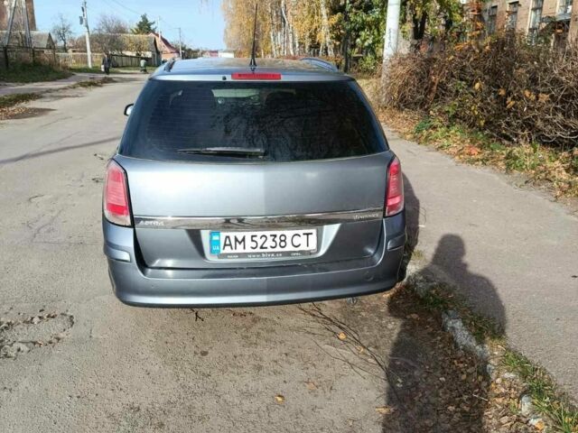 Сірий Опель Інша, об'ємом двигуна 1.6 л та пробігом 262 тис. км за 4500 $, фото 4 на Automoto.ua