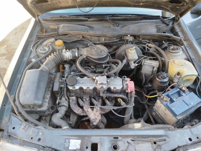 Сірий Опель Інша, об'ємом двигуна 1.6 л та пробігом 120 тис. км за 1189 $, фото 7 на Automoto.ua