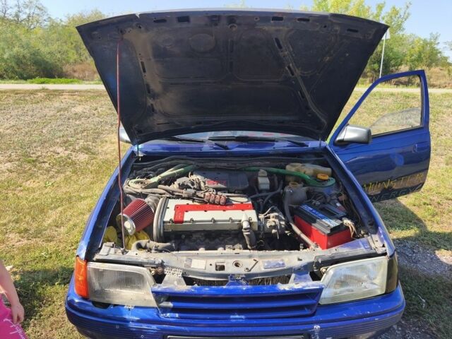 Синій Опель Інша, об'ємом двигуна 2 л та пробігом 3 тис. км за 1100 $, фото 4 на Automoto.ua