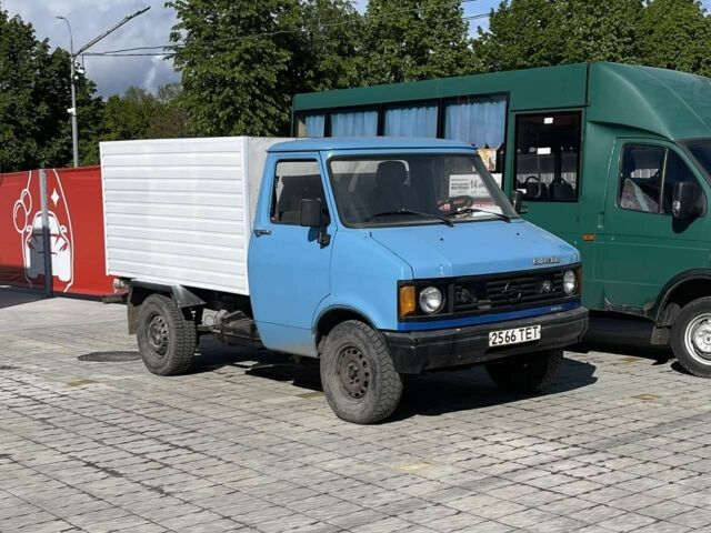 Синий Опель Другая, объемом двигателя 2.3 л и пробегом 500 тыс. км за 1250 $, фото 2 на Automoto.ua