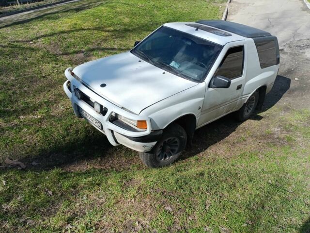 Білий Опель Фронтера, об'ємом двигуна 2 л та пробігом 250 тис. км за 3500 $, фото 6 на Automoto.ua