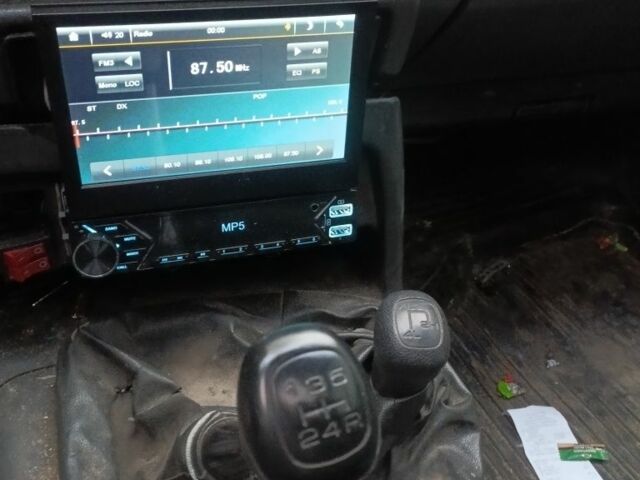 Білий Опель Фронтера, об'ємом двигуна 2 л та пробігом 250 тис. км за 3500 $, фото 9 на Automoto.ua