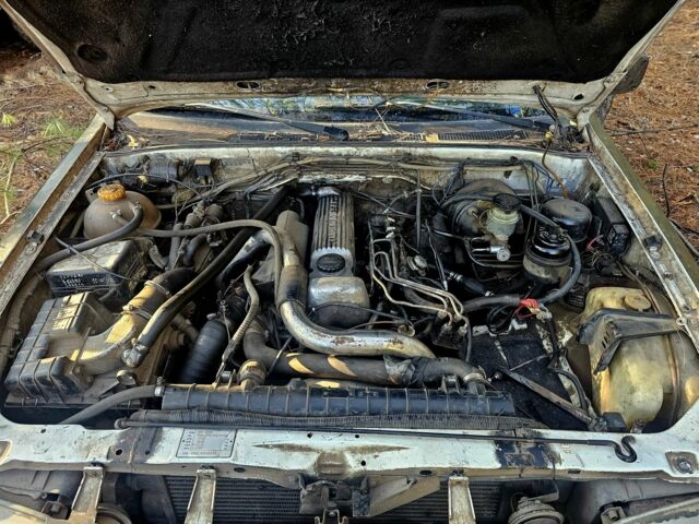 Белый Опель Фронтера, объемом двигателя 2.3 л и пробегом 250 тыс. км за 2143 $, фото 7 на Automoto.ua